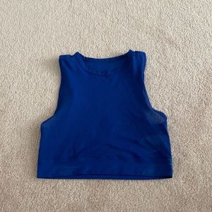 nike tank top size small cropped fit